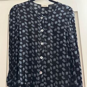 Cameo Black and Blue Geometric Top